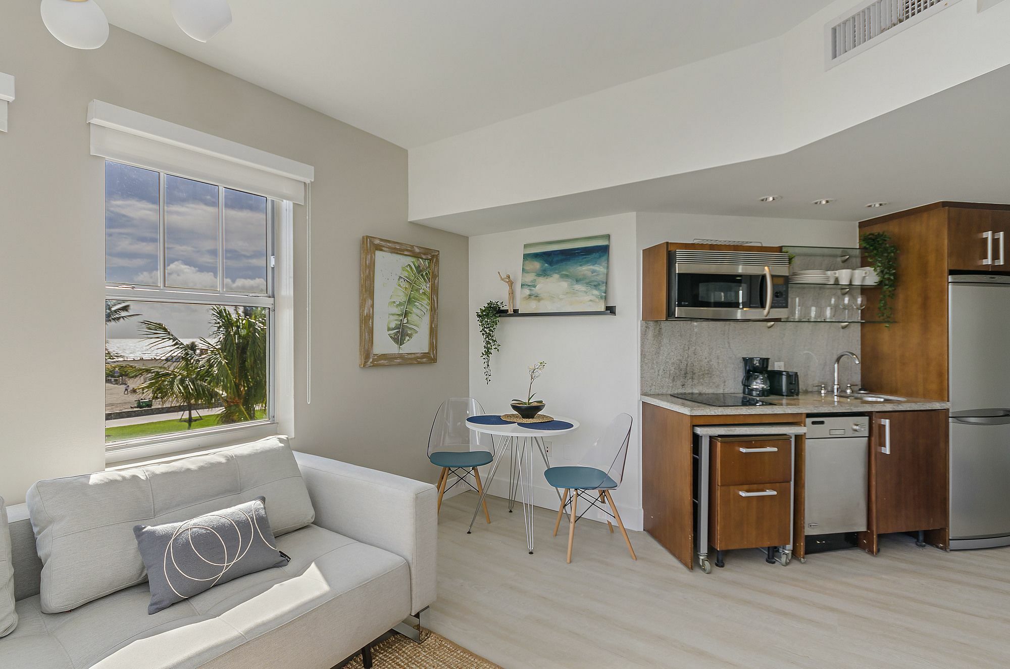 Strand On Ocean By Sunnyside Retreats (Adults Only) ميامي بيتش المظهر الخارجي الصورة