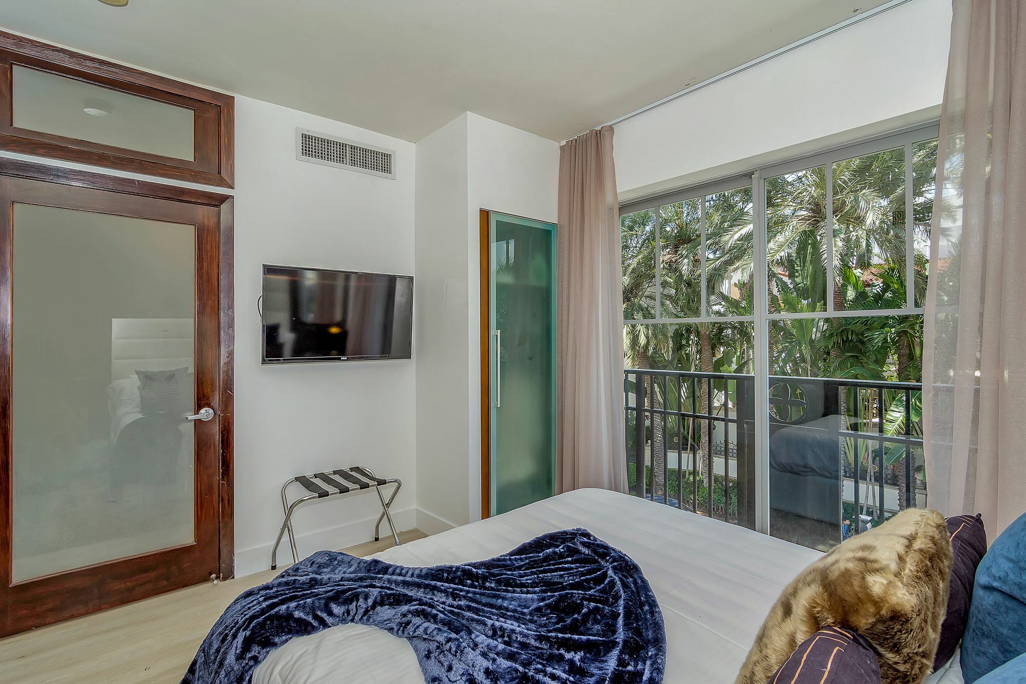 Strand On Ocean By Sunnyside Retreats (Adults Only) ميامي بيتش المظهر الخارجي الصورة